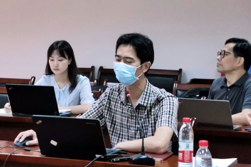 了中科院人才政策的要點,王延軼匯報了武漢病毒所2020年人力資源現狀