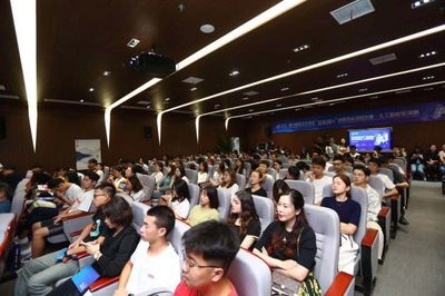 為建設現代科創智城注入新的動能 第八屆武漢大學生互聯網+創新創業項目大賽人工智能專項賽圓滿落幕