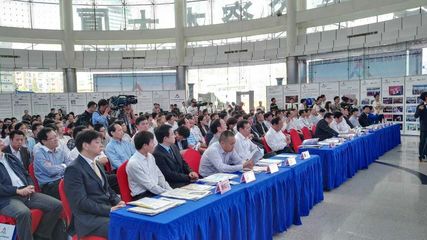 “雙創周”點燃武漢創業創新激情