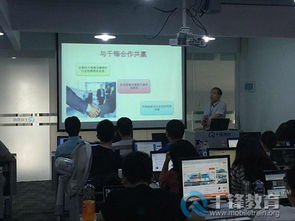 高端人才哪里尋 智通人才蒞臨千鋒武漢校區為你開道